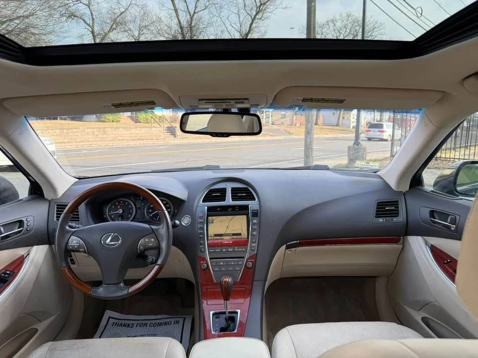 2011 Lexus ES 5th Gen - Image 16 of 20