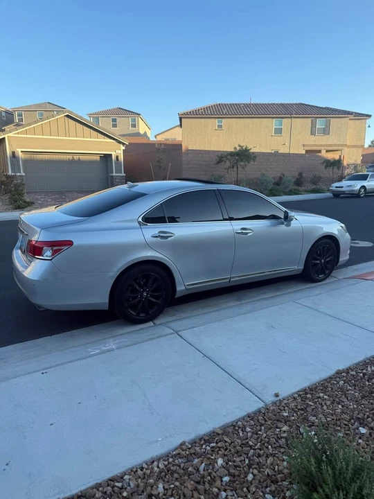 2011 Lexus ES 5th Gen - Image 7 of 7