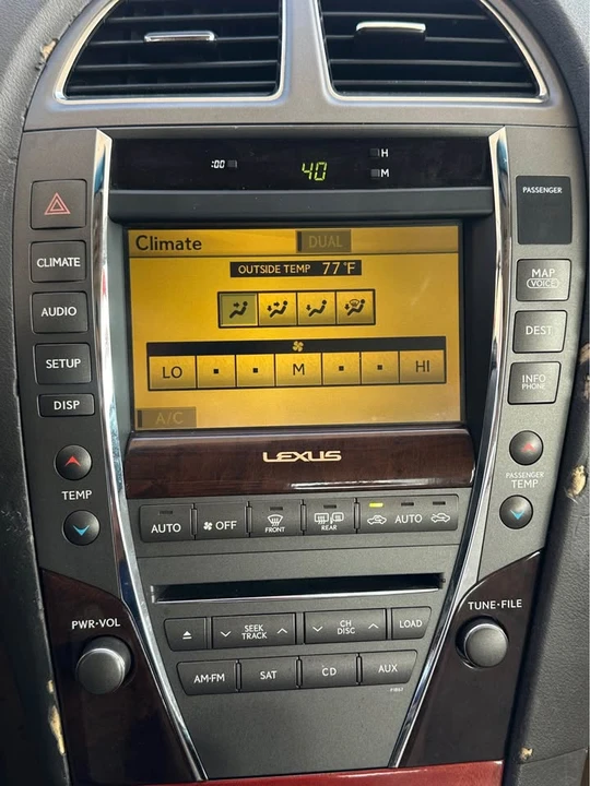 2011 Lexus ES 4th Gen - Image 19 of 20