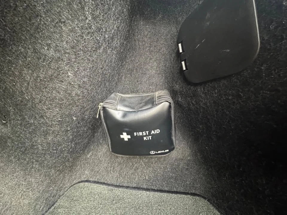 2011 Lexus ES 5th Gen - Image 19 of 19