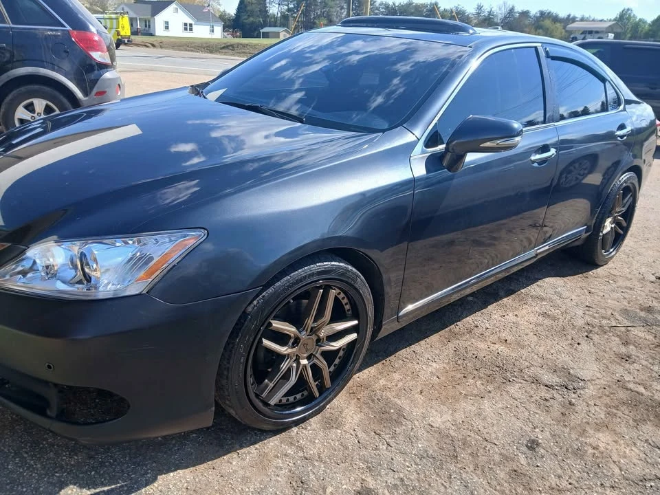 2011 Lexus ES 5th Gen - Image 3 of 13