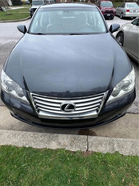 2011 Lexus ES 5th Gen - Image 10 of 19