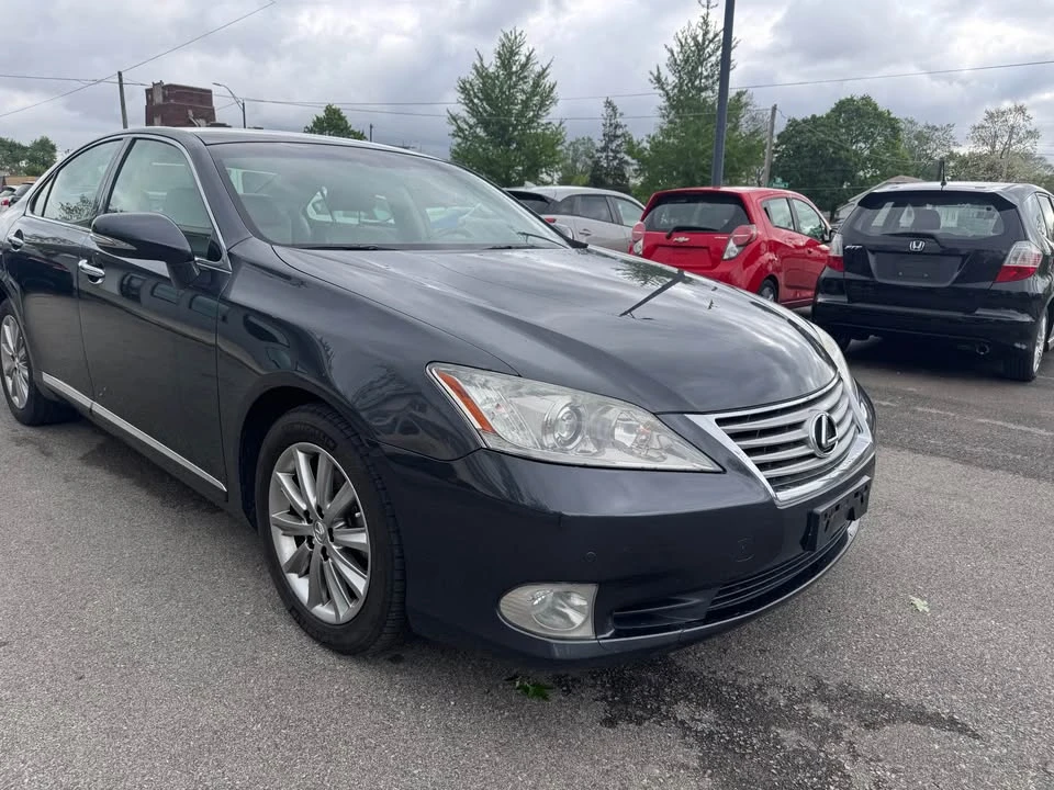 2011 Lexus ES 5th Gen - Image 4 of 20