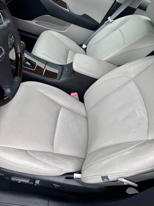 2011 Lexus ES 5th Gen - Image 15 of 20