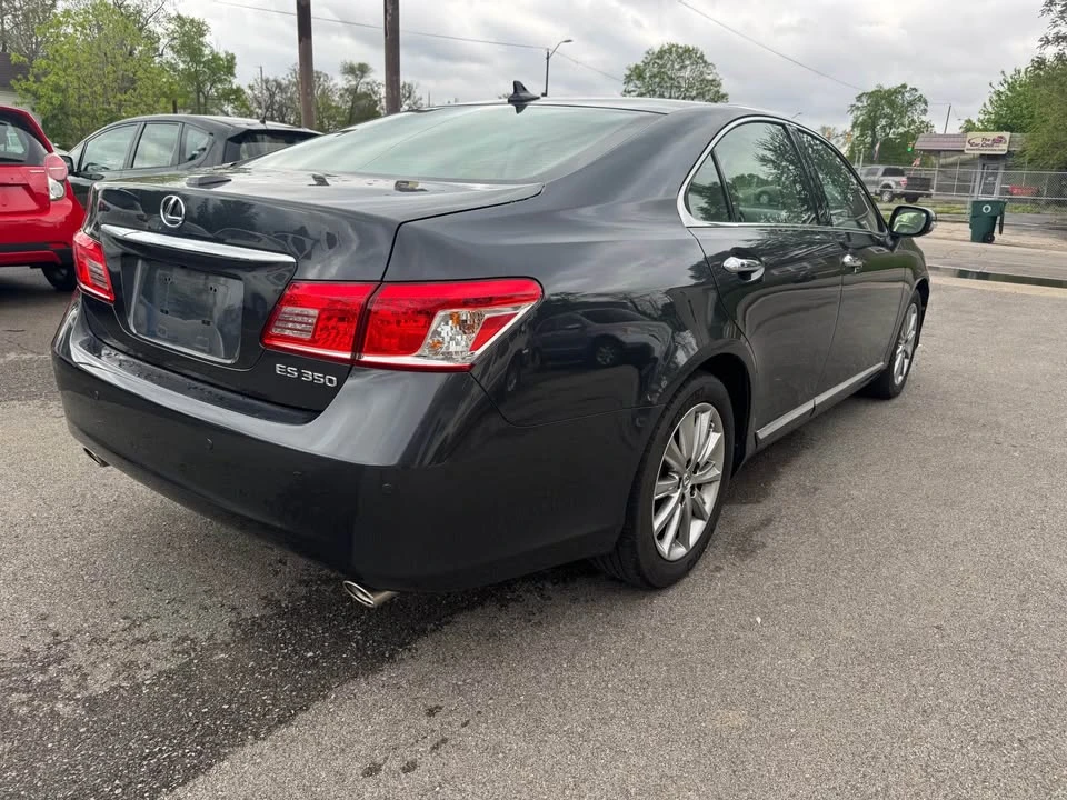 2011 Lexus ES 5th Gen - Image 18 of 20