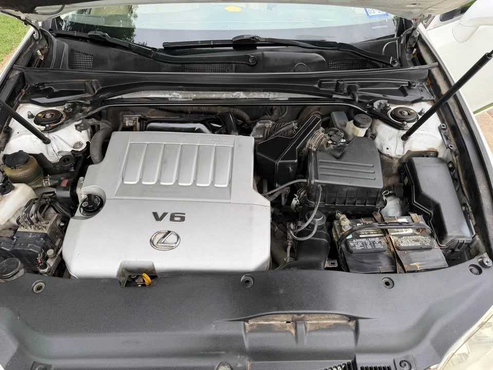 2011 Lexus ES 5th Gen - Image 10 of 10