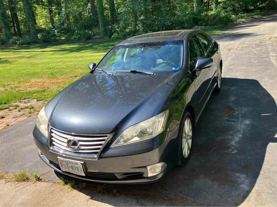 2011 Lexus ES 5th Gen - Image 6 of 18