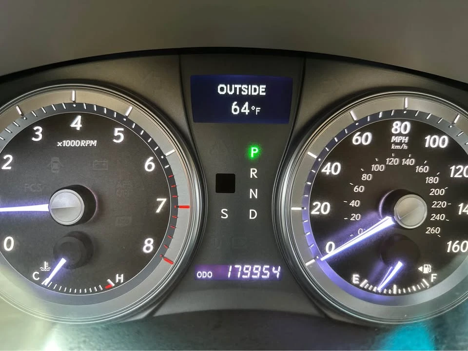 2011 Lexus ES 5th Gen - Image 16 of 18