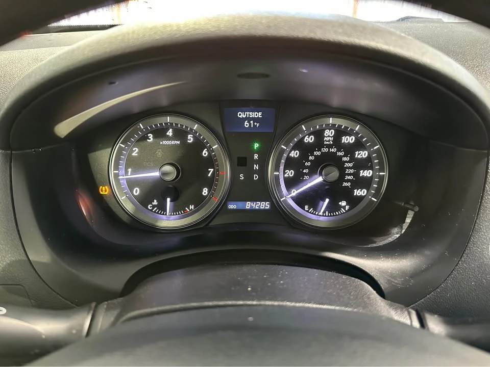 2011 Lexus ES 4th Gen - Image 11 of 19