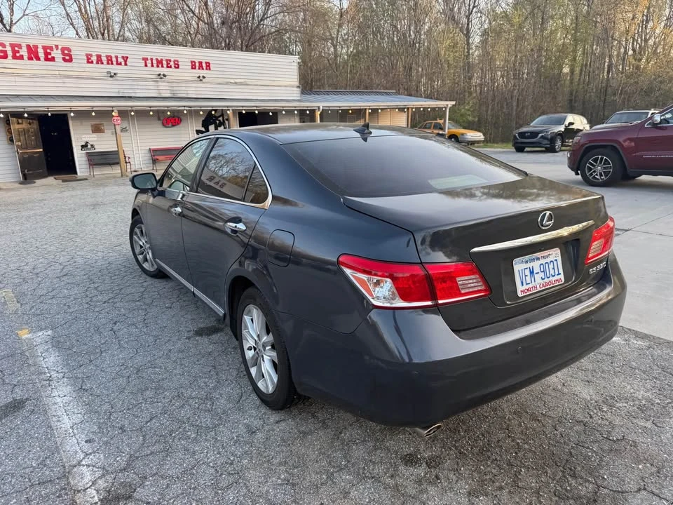 2011 Lexus ES 5th Gen - Image 6 of 8