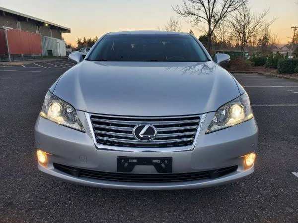 2011 Lexus ES 5th Gen - Image 2 of 21