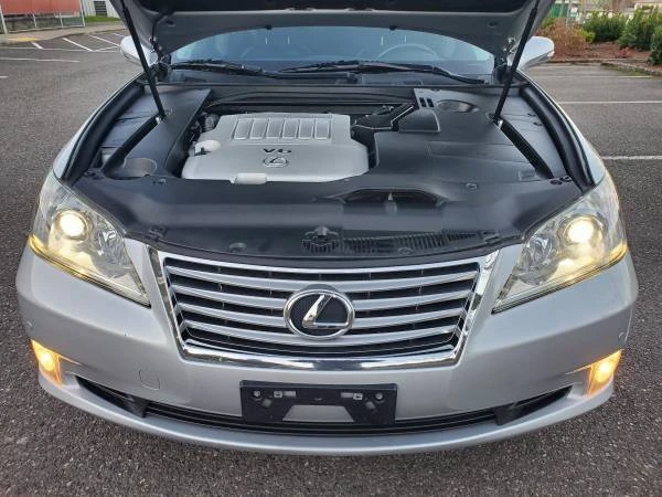 2011 Lexus ES 5th Gen - Image 9 of 21