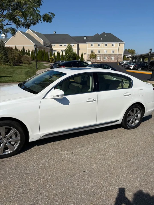 2011 Lexus GS 3rd Gen - Image 3 of 9