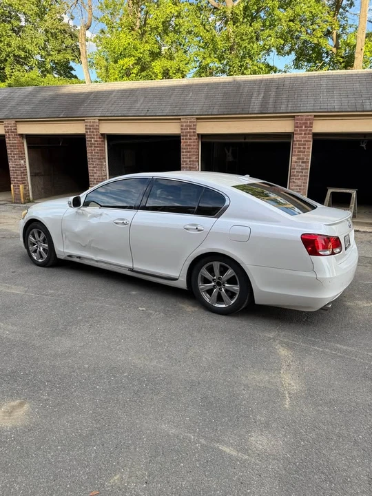 2011 Lexus GS 3rd Gen - Image 4 of 16