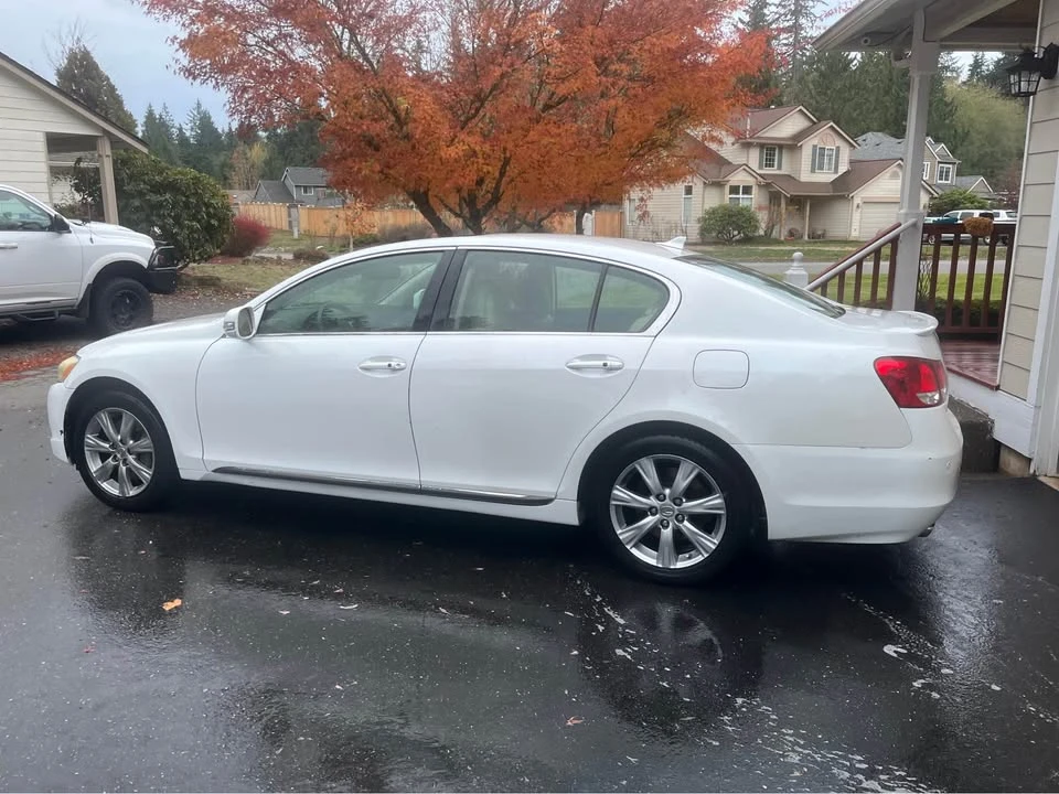 2011 Lexus GS 3rd Gen - Image 4 of 12