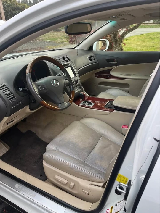 2011 Lexus GS 3rd Gen - Image 7 of 12