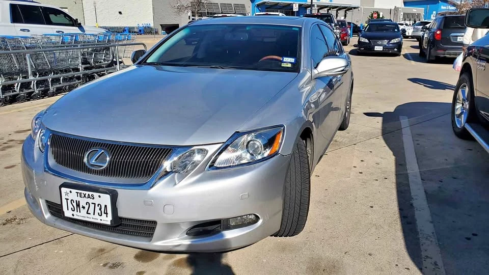 2011 Lexus GS 3rd Gen - Image 2 of 15