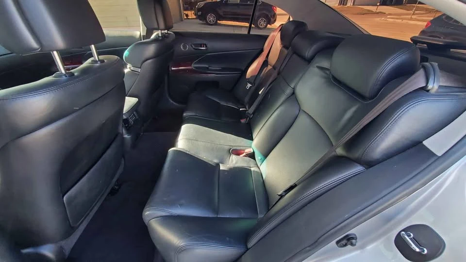 2011 Lexus GS 3rd Gen - Image 12 of 15