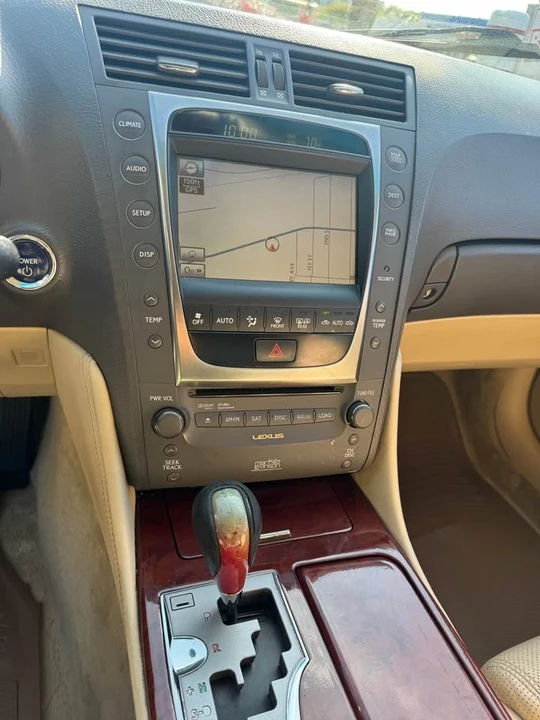 2011 Lexus GS 3rd Gen - Image 6 of 11