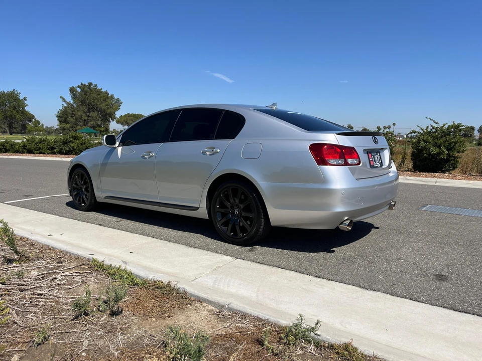 2011 Lexus GS 3rd Gen - Image 15 of 31