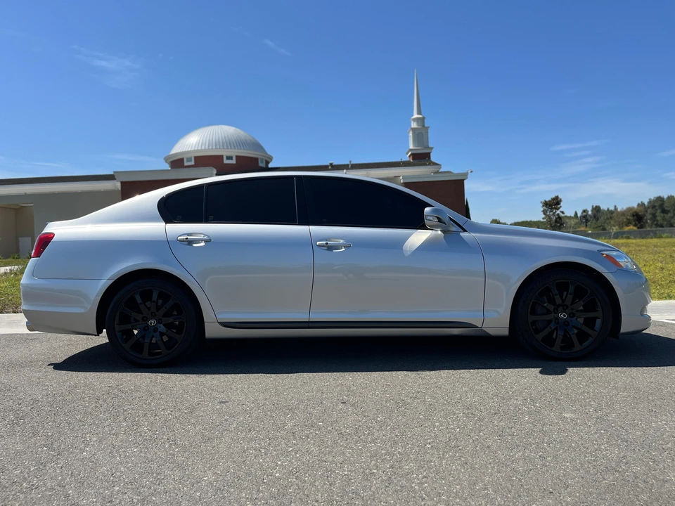 2011 Lexus GS 3rd Gen - Image 24 of 31