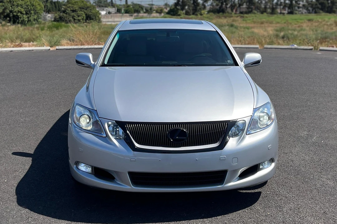 2011 Lexus GS 3rd Gen - Image 2 of 31