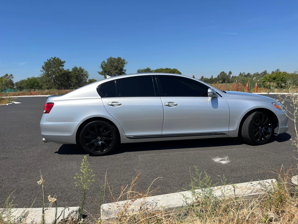 2011 Lexus GS 3rd Gen - Image 23 of 31
