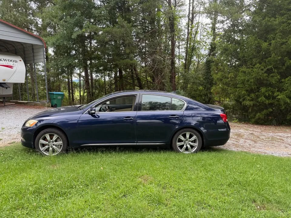 2011 Lexus GS 3rd Gen - Image 2 of 11