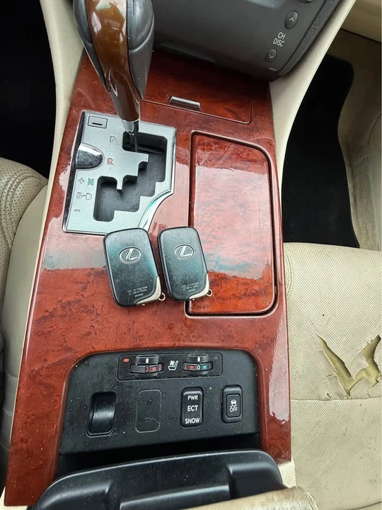2011 Lexus GS 3rd Gen - Image 16 of 17