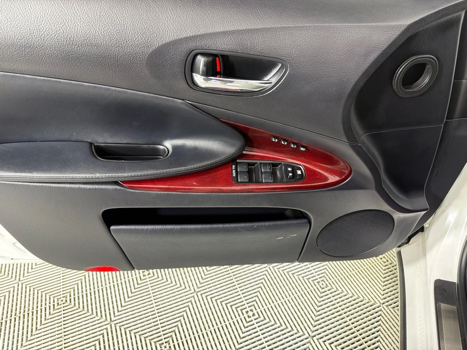 2011 Lexus GS 3rd Gen - Image 11 of 27