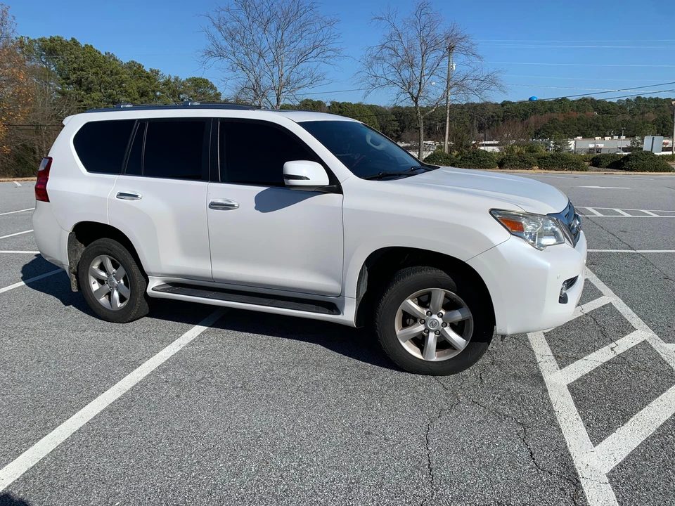 2011 Lexus GX 2nd Gen - Image 17 of 31