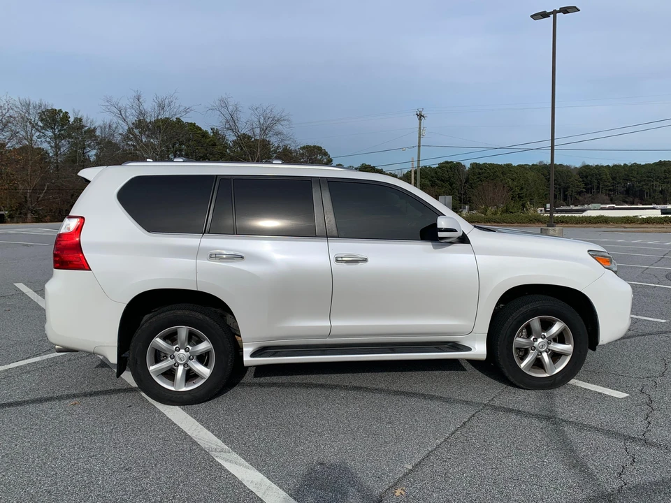 2011 Lexus GX 2nd Gen - Image 16 of 31