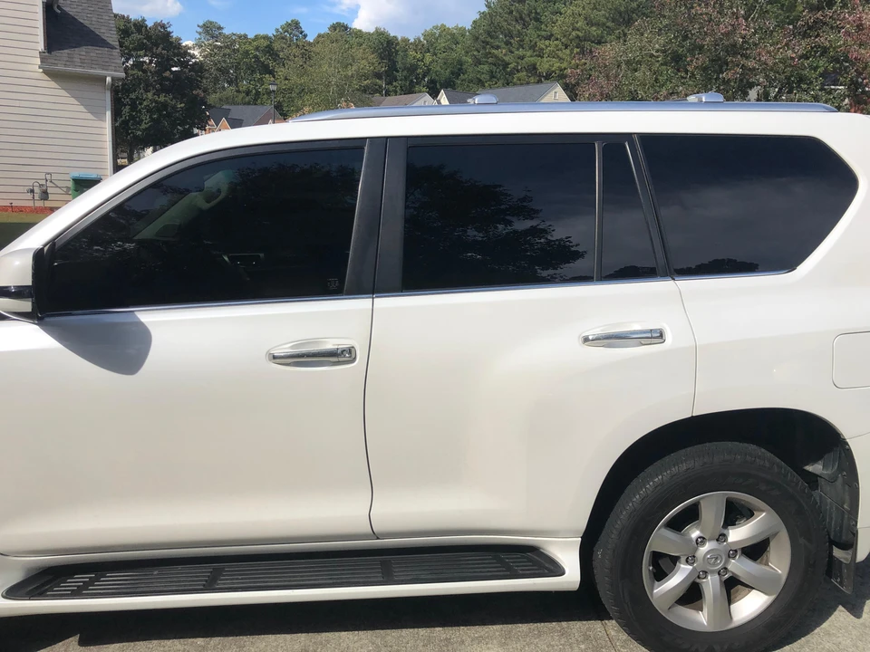 2011 Lexus GX 2nd Gen - Image 24 of 31