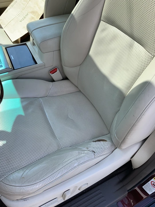 2011 Lexus GX 2nd Gen - Image 28 of 31