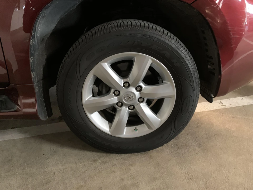 2011 Lexus GX 2nd Gen - Image 18 of 31