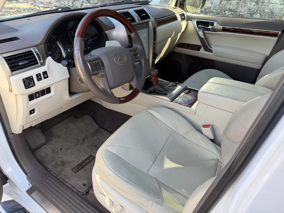 2011 Lexus GX 2nd Gen - Image 11 of 21