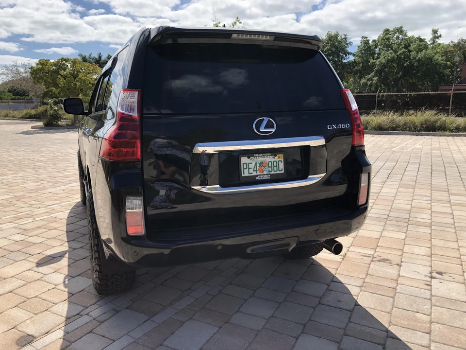 2011 Lexus GX 2nd Gen - Image 19 of 31