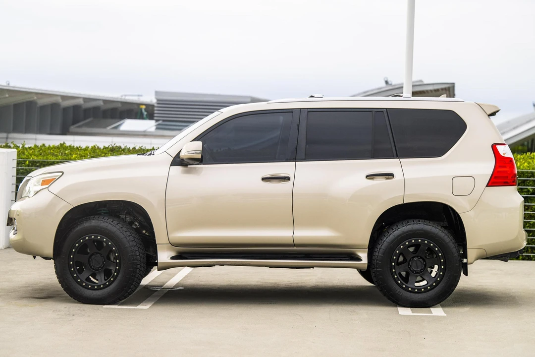 2011 Lexus GX 2nd Gen - Image 3 of 30