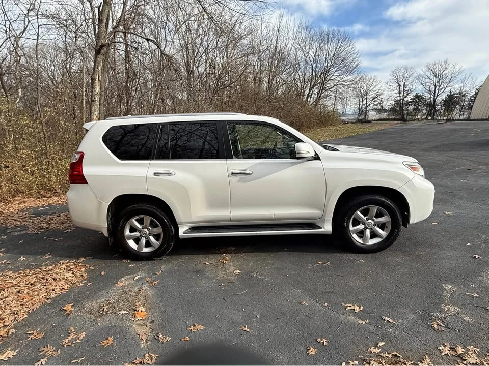 2011 Lexus GX 2nd Gen - Image 4 of 20