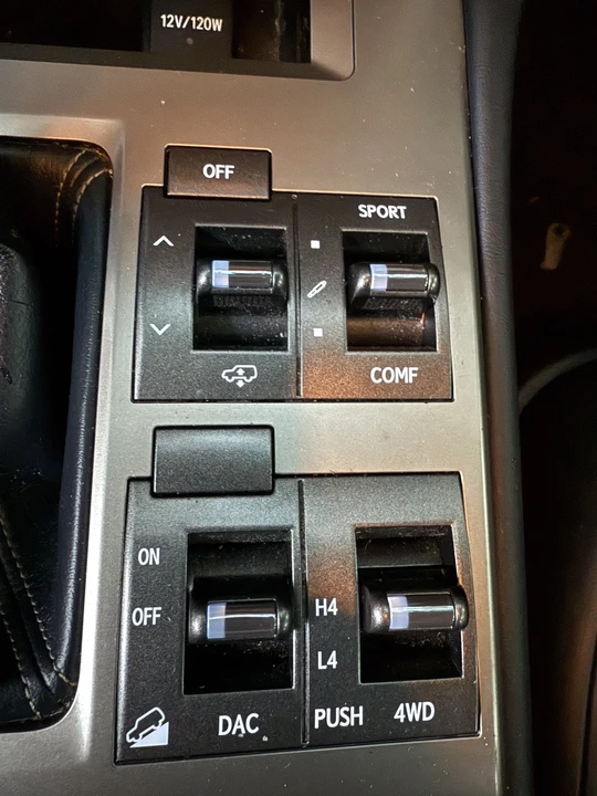 2011 Lexus GX 2nd Gen - Image 16 of 21