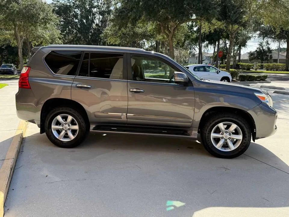 2011 Lexus GX 2nd Gen - Image 10 of 20