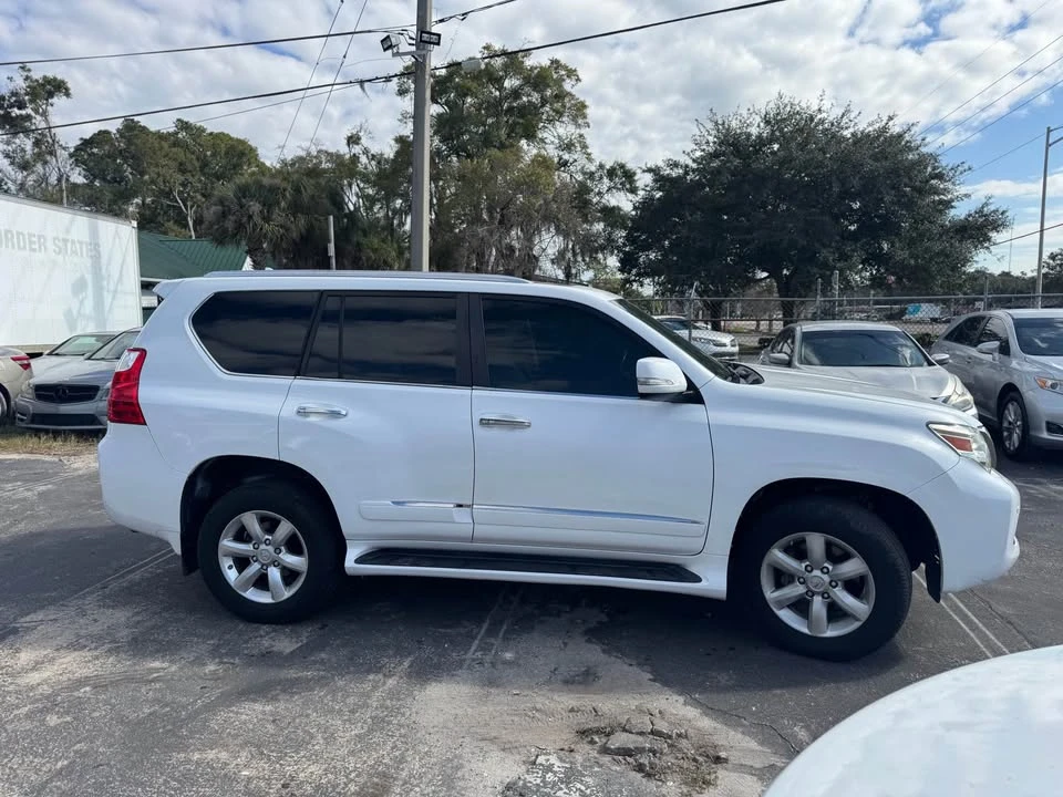 2011 Lexus GX 2nd Gen - Image 4 of 12