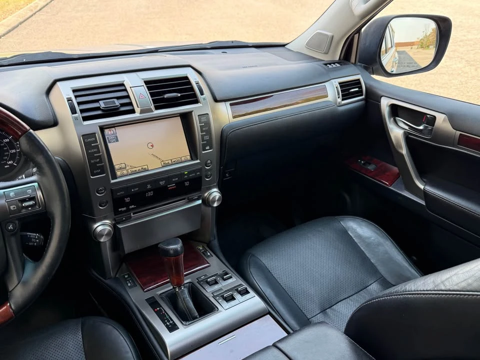 2011 Lexus GX 2nd Gen - Image 18 of 19