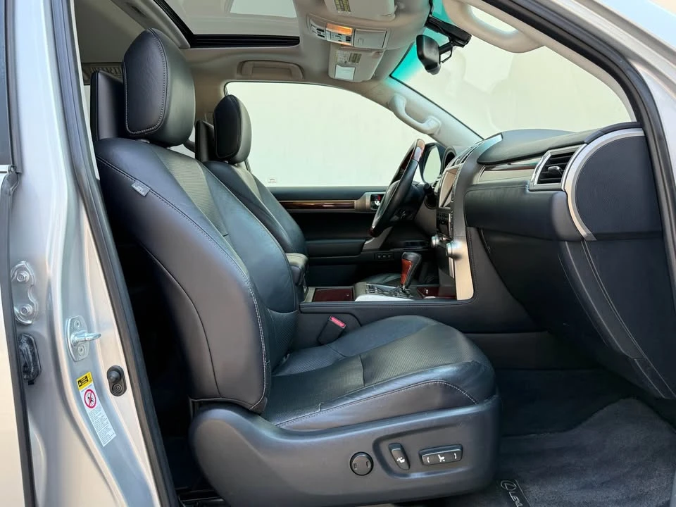 2011 Lexus GX 2nd Gen - Image 10 of 19