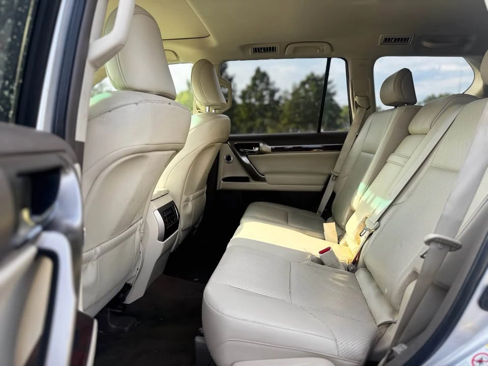 2011 Lexus GX 2nd Gen - Image 10 of 15
