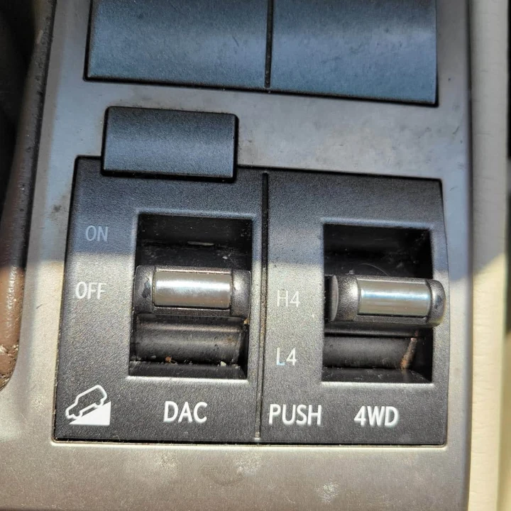 2011 Lexus GX 2nd Gen - Image 16 of 17