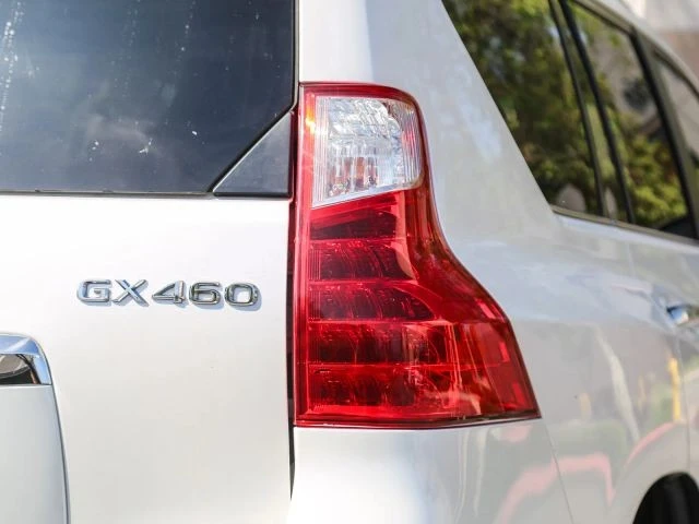 2011 Lexus GX 2nd Gen - Image 15 of 21