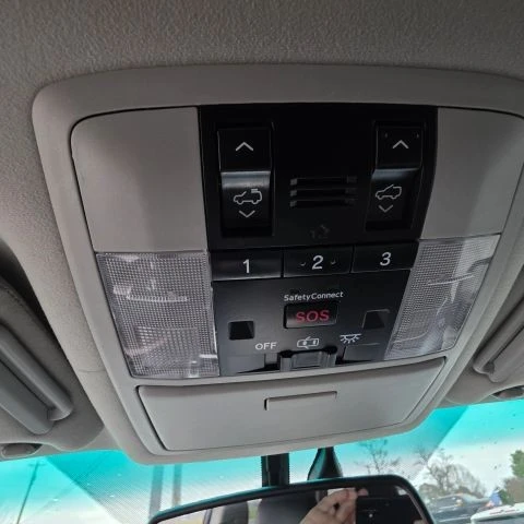 2011 Lexus GX 2nd Gen - Image 16 of 19