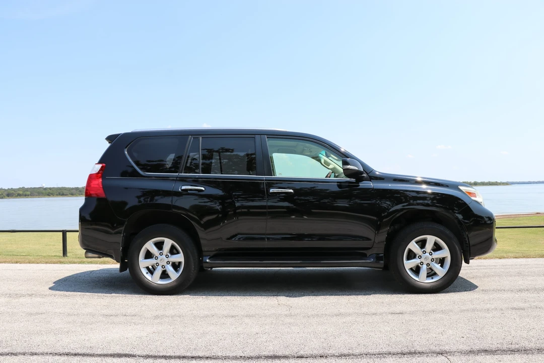 2011 Lexus GX 2nd Gen - Image 9 of 31