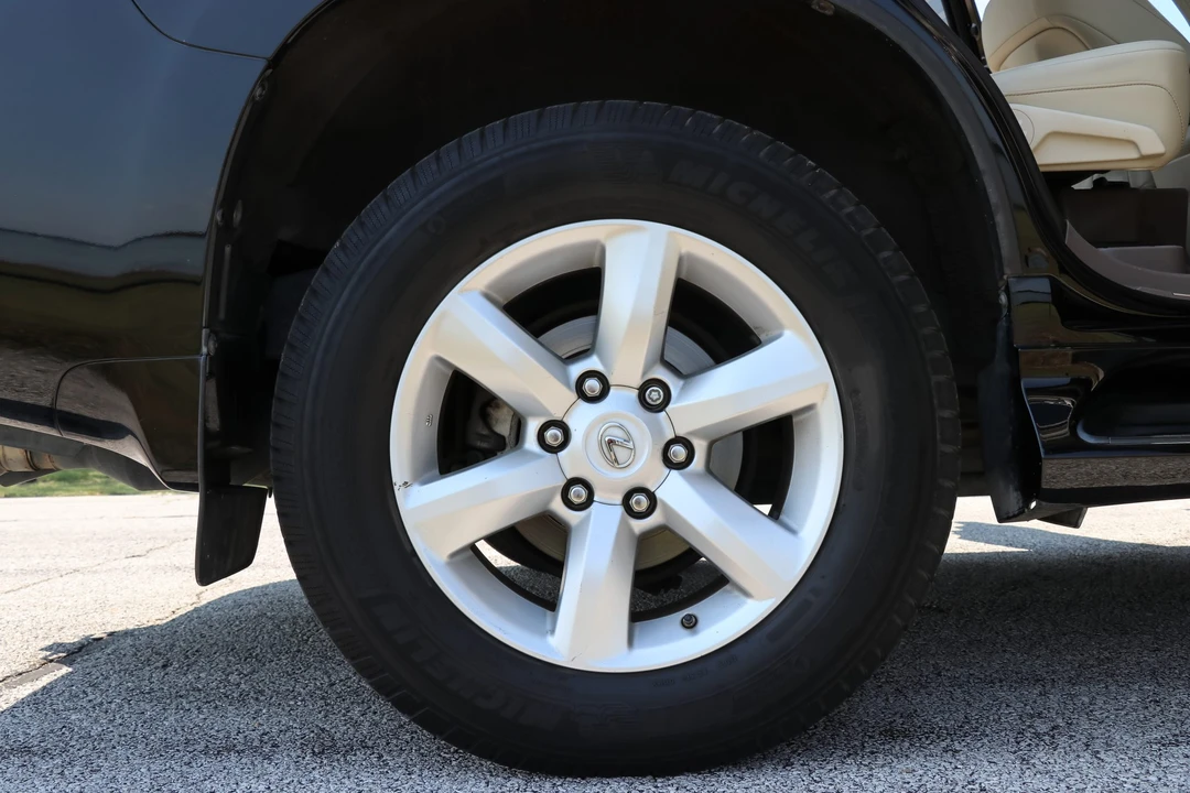 2011 Lexus GX 2nd Gen - Image 29 of 31